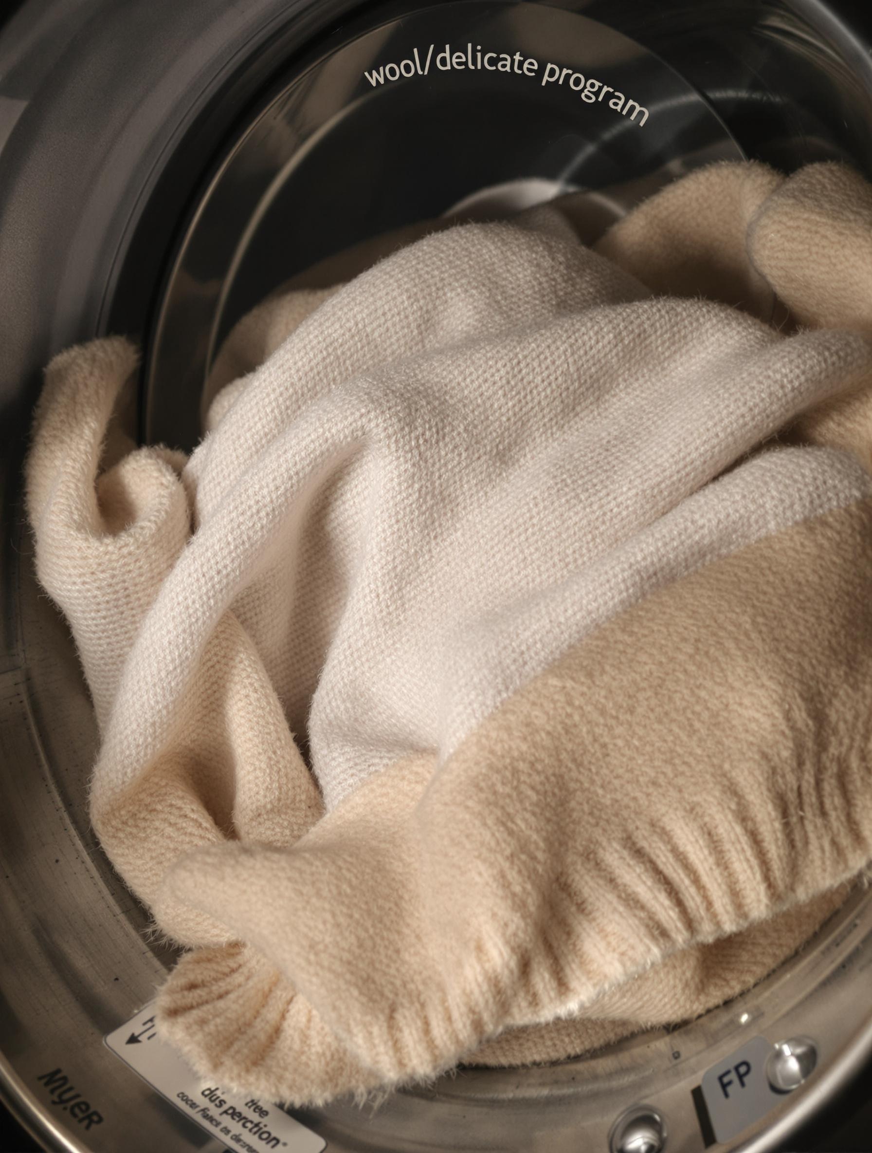 Programme laine et délicat avec tambour doux pour textiles fragiles.
